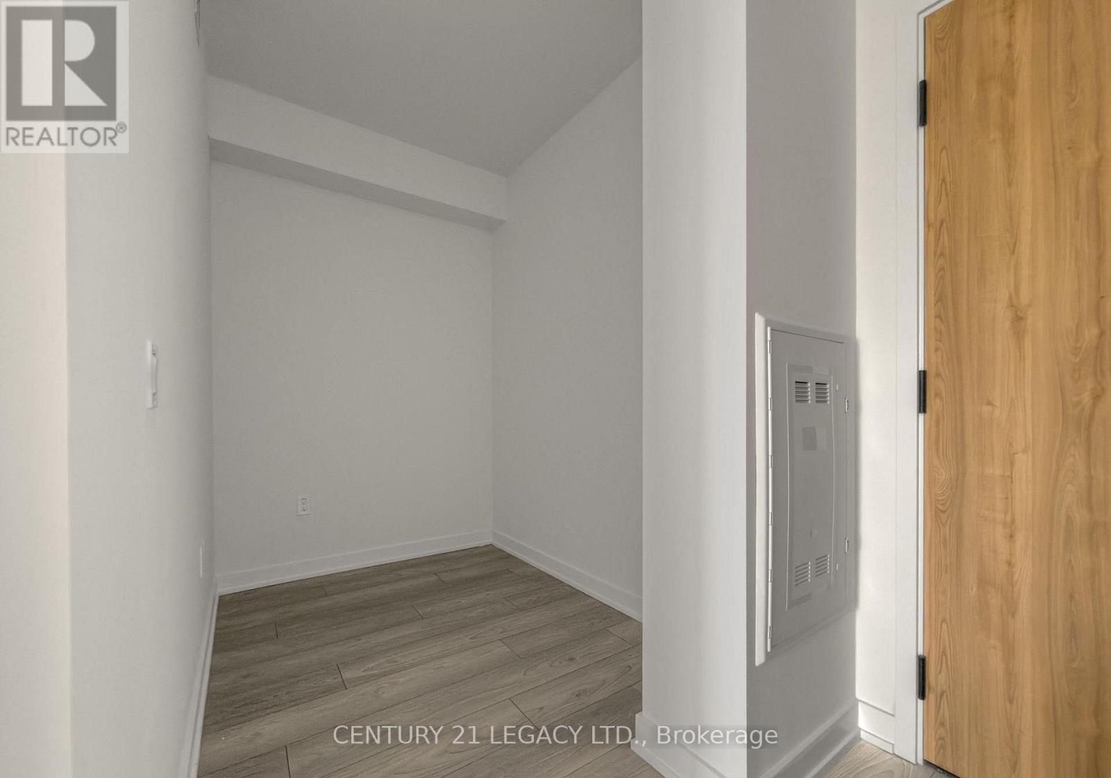 2105 - 1 FAIRVIEW ROAD E, Mississauga (Mississauga Valleys), Ontario, L5A4C6 — Photo 8