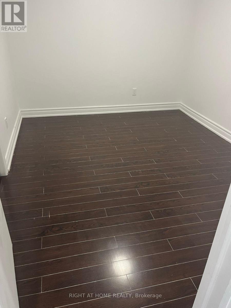 2802 HOLLINGTON CRESCENT, Mississauga (Sheridan), Ontario, L5K1E9 — Photo 5