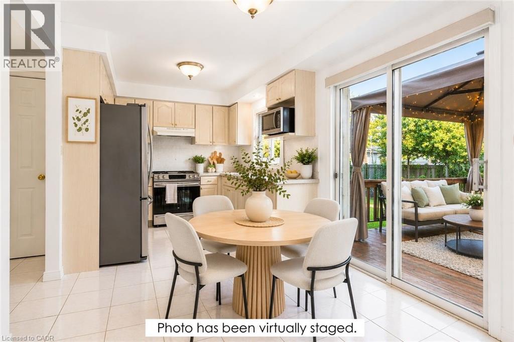 90 LYNNETTE Drive, Hamilton, Ontario, L9B2M5 — Photo 10