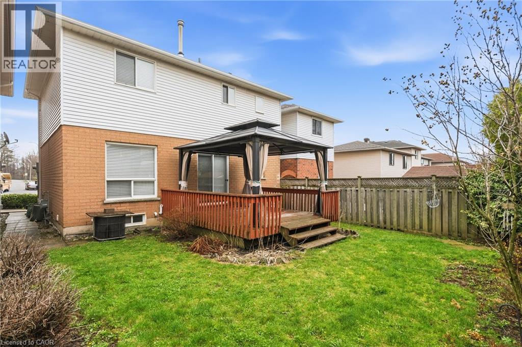 90 LYNNETTE Drive, Hamilton, Ontario, L9B2M5 — Photo 44