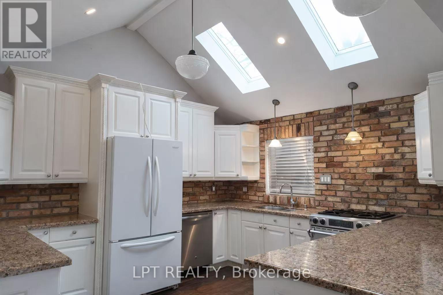 228 PINE COVE ROAD, Burlington (Roseland), Ontario, L7N1W2 — Photo 11