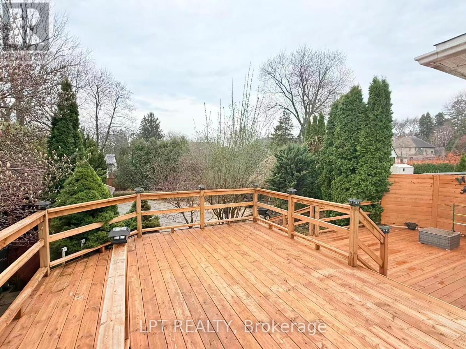228 PINE COVE ROAD, Burlington (Roseland), Ontario, L7N1W2 — Photo 3