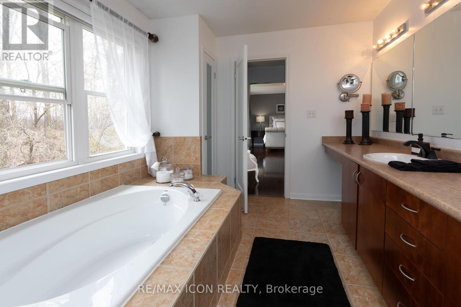 103 GLAZEBROOK CRESCENT, Cambridge, Ontario, N1T2H8 — Photo 21