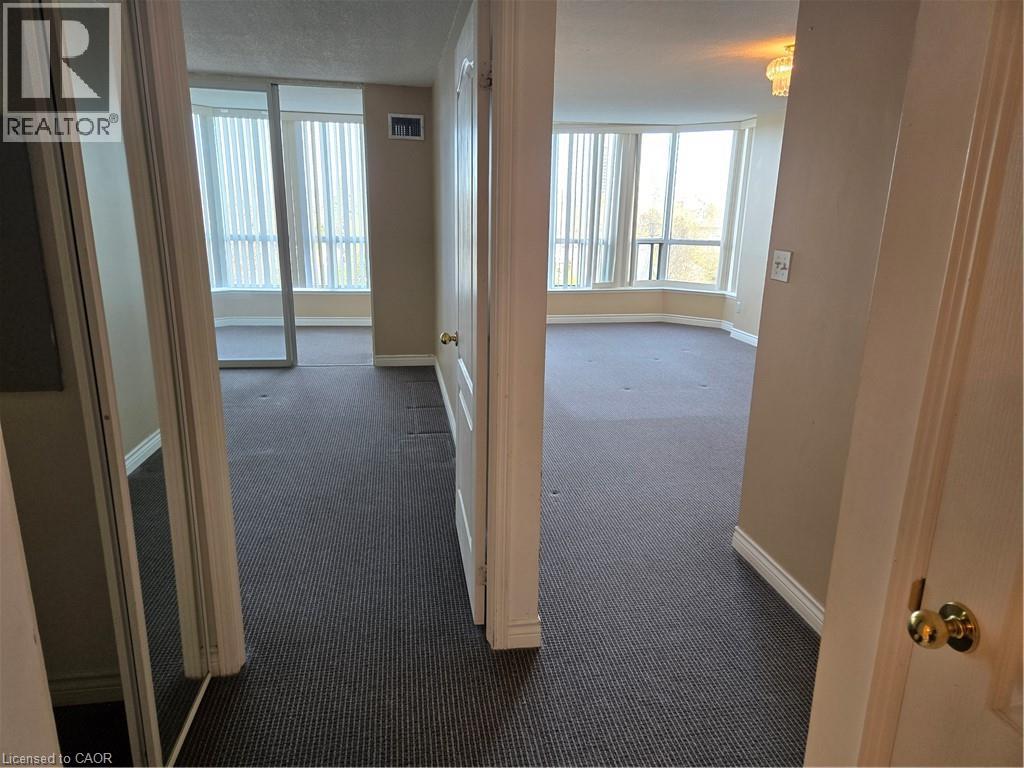 1276 MAPLE CROSSING Boulevard Unit# 608, Burlington, Ontario, L7S2J9 — Photo 8