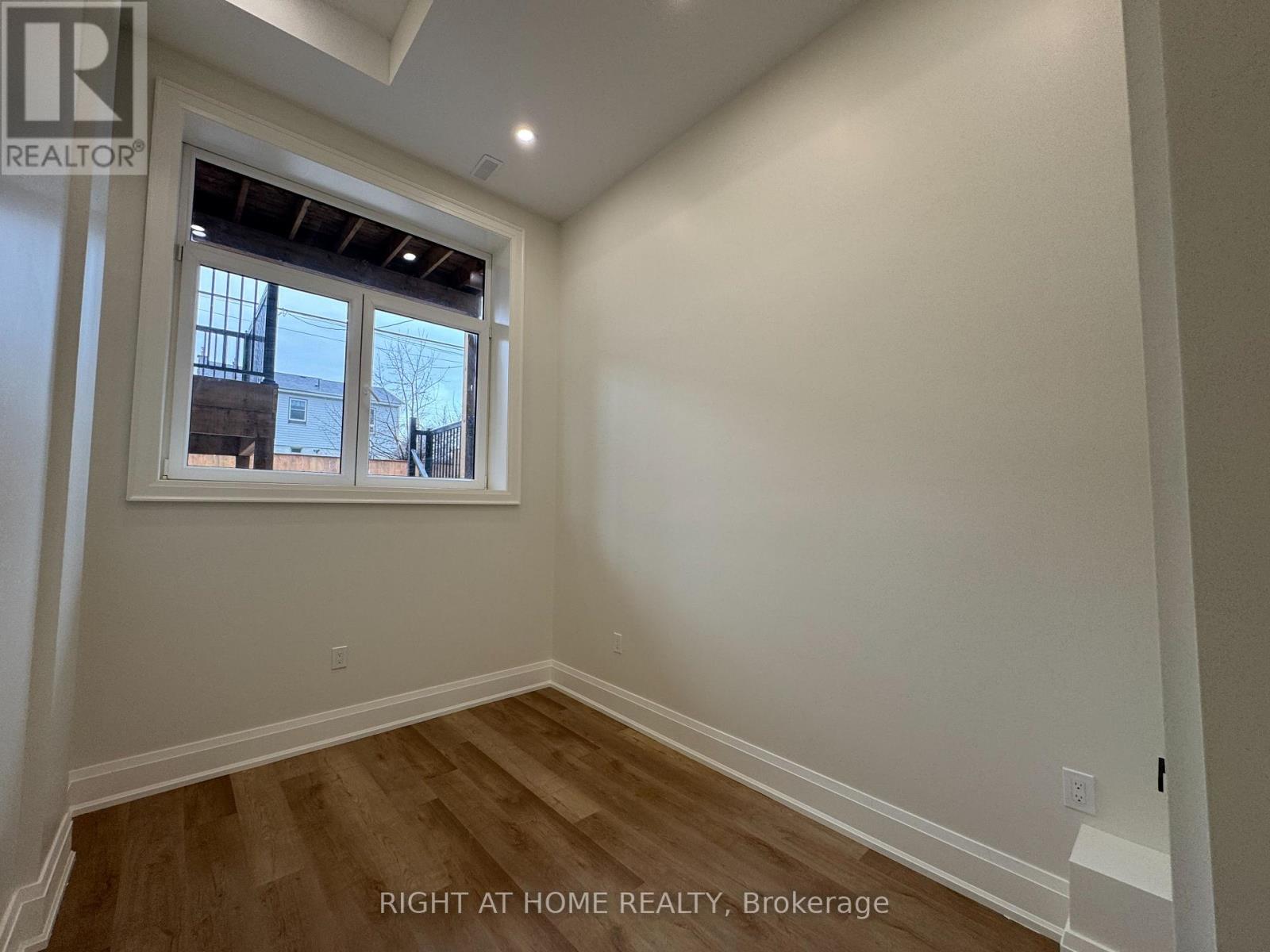 BASEMENT - 66A PITT AVENUE, Toronto (Clairlea-Birchmount), Ontario, M1L2R4 — Photo 10