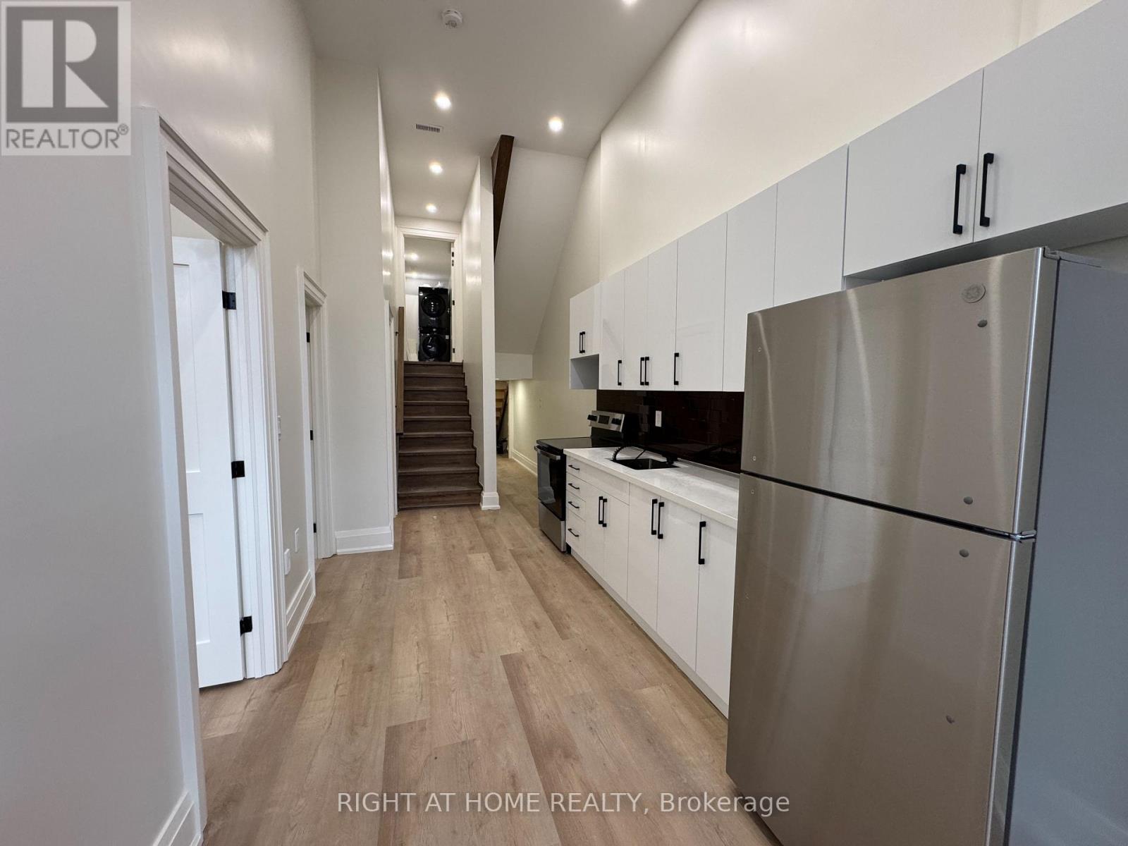 BASEMENT - 66A PITT AVENUE, Toronto (Clairlea-Birchmount), Ontario, M1L2R4 — Photo 6