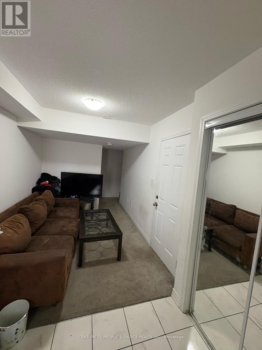 281 MURLOCK HEIGHTS, Milton (FO Ford), Ontario, L9E1C2 — Photo 4