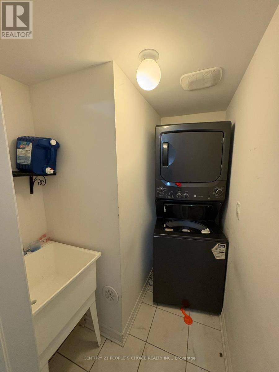 281 MURLOCK HEIGHTS, Milton (FO Ford), Ontario, L9E1C2 — Photo 7