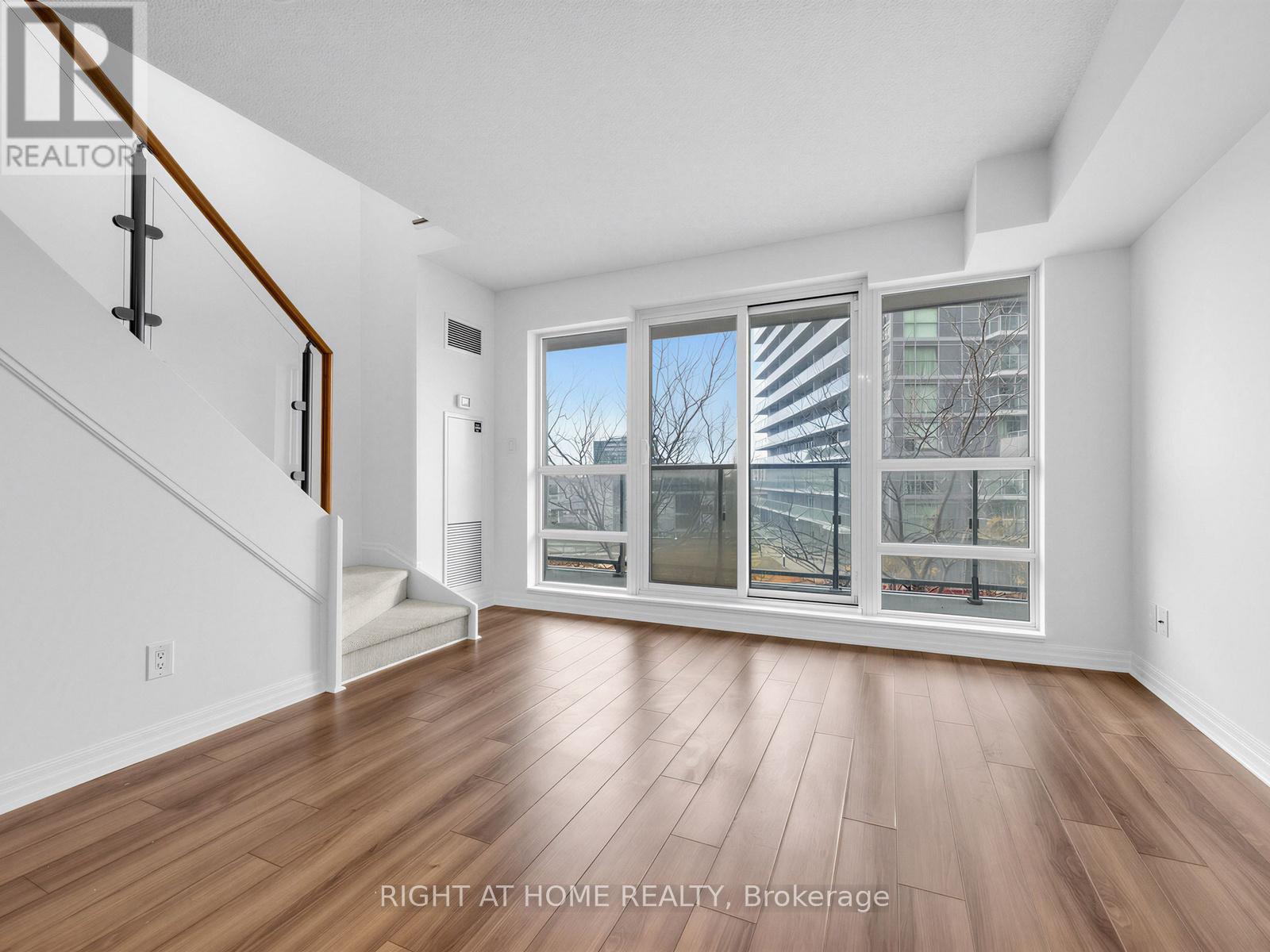 318 - 2015 SHEPPARD AVENUE E, Toronto (Henry Farm), Ontario, M2J0B3 — Photo 10