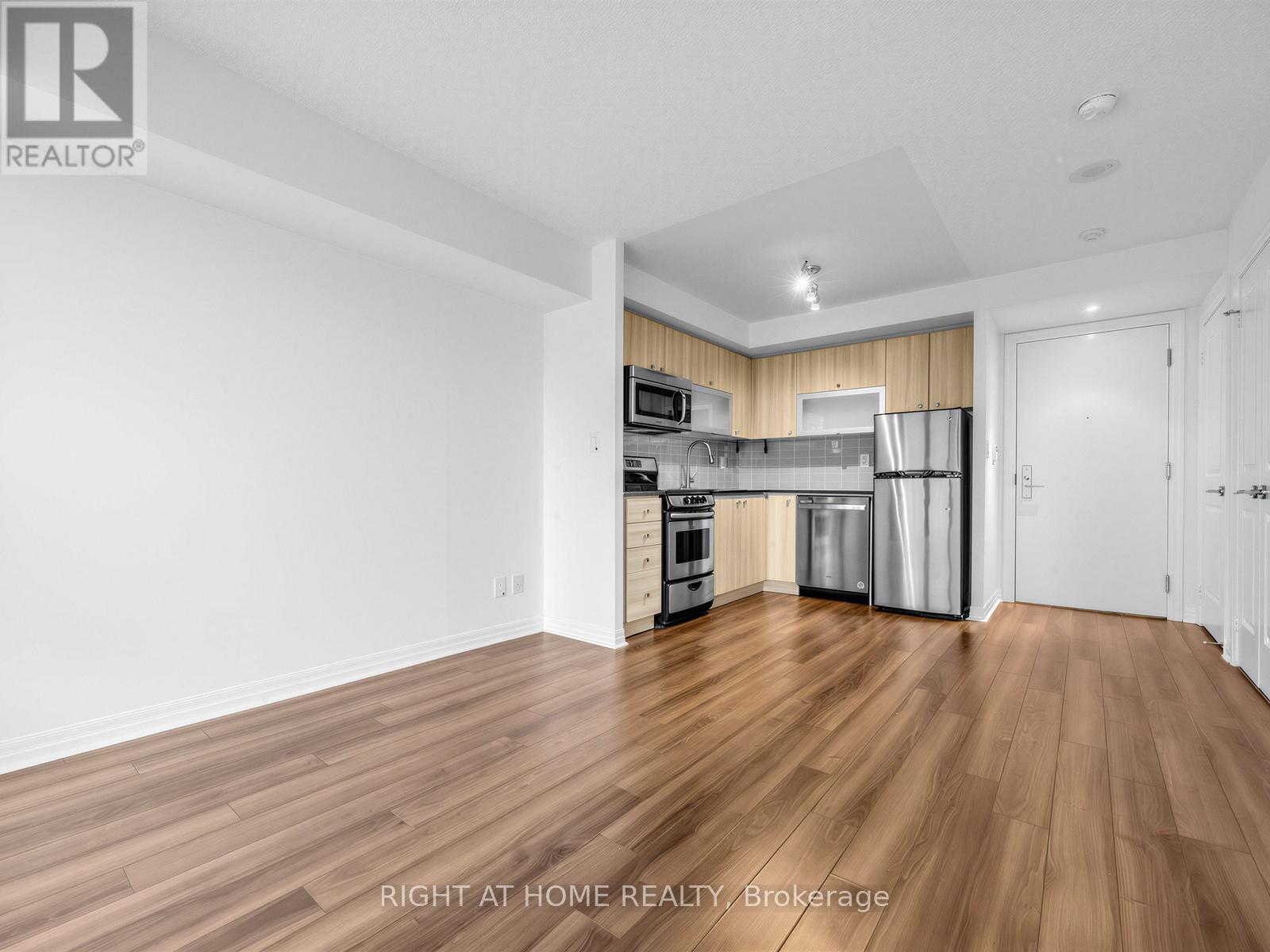 318 - 2015 SHEPPARD AVENUE E, Toronto (Henry Farm), Ontario, M2J0B3 — Photo 13