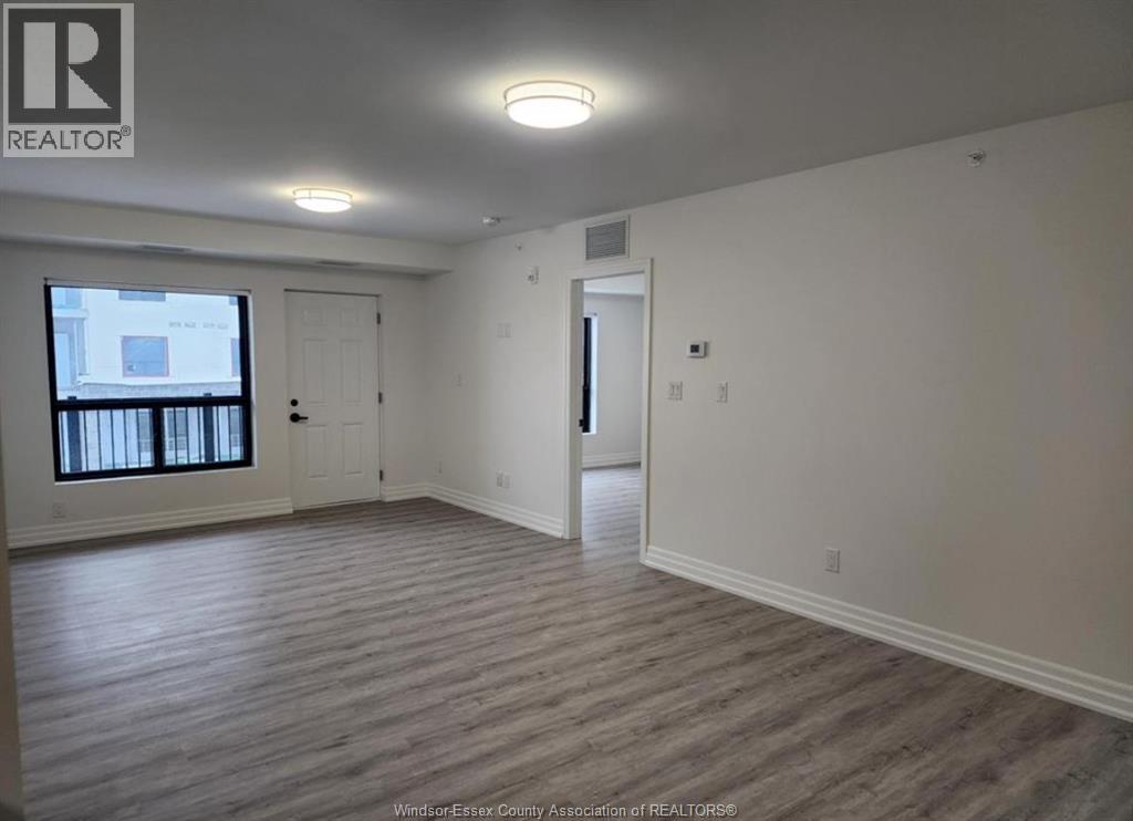 3370 STELLA CRESCENT Unit# 527, Windsor, Ontario, N8T0B9 — Photo 4