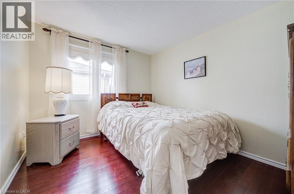 207 STOKE Drive, Kitchener, Ontario, N2N2C3 — Photo 30