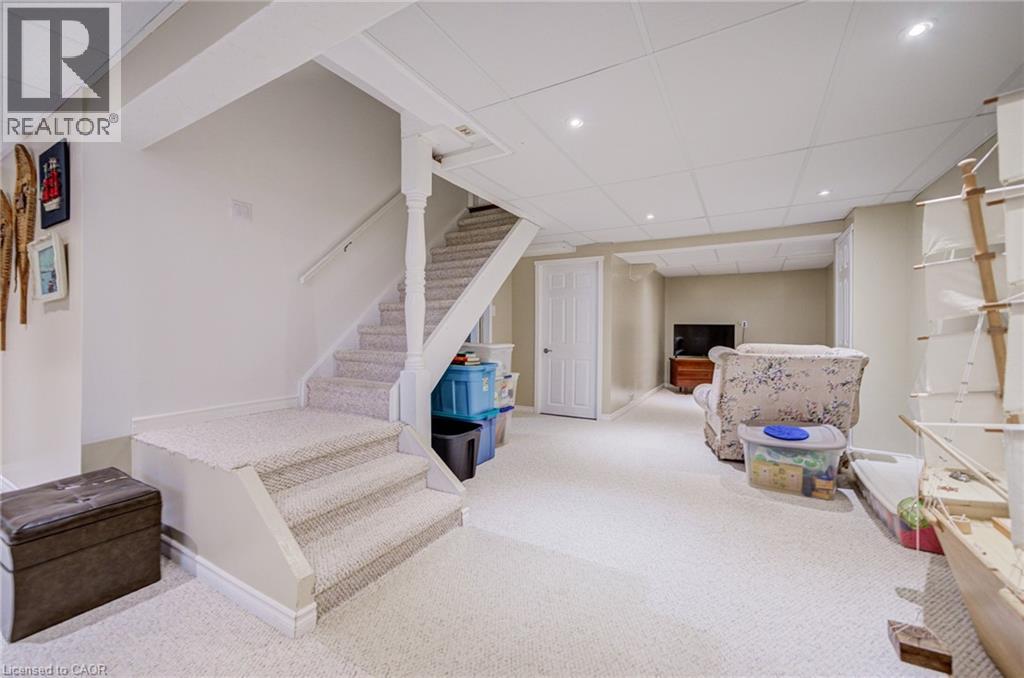 207 STOKE Drive, Kitchener, Ontario, N2N2C3 — Photo 35