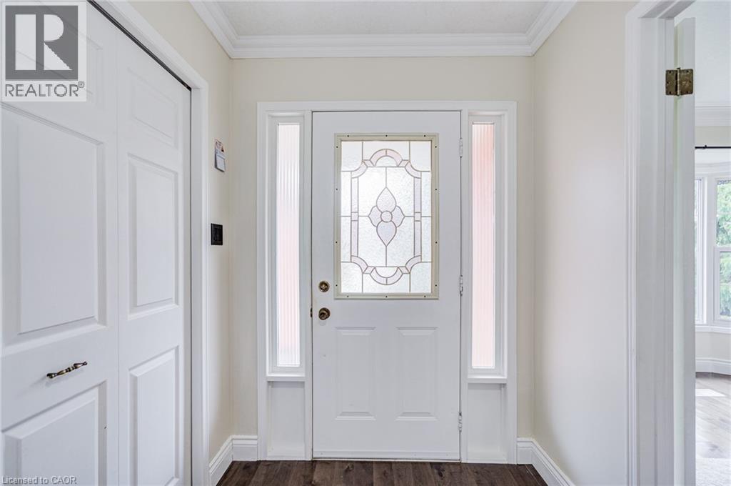 207 STOKE Drive, Kitchener, Ontario, N2N2C3 — Photo 6