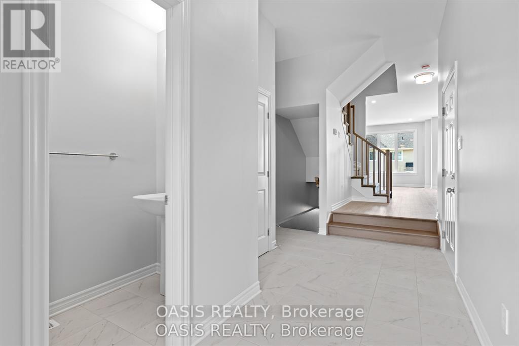 1860 ELEVATION ROAD, Ottawa, Ontario, K2J7A6 — Photo 3