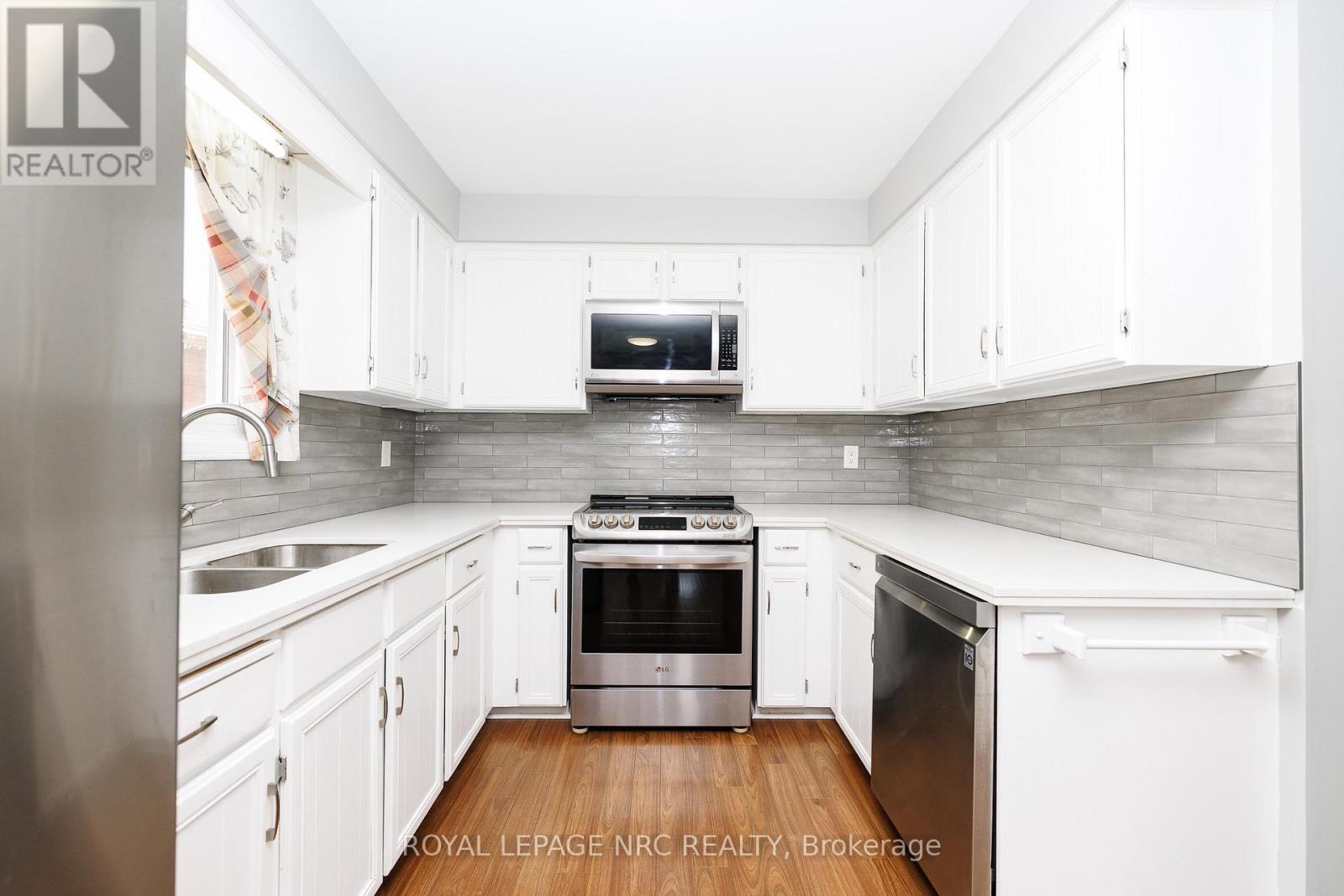 30 BAXTER CRESCENT, Thorold (Confederation Heights), Ontario, L2V4R6 — Photo 19