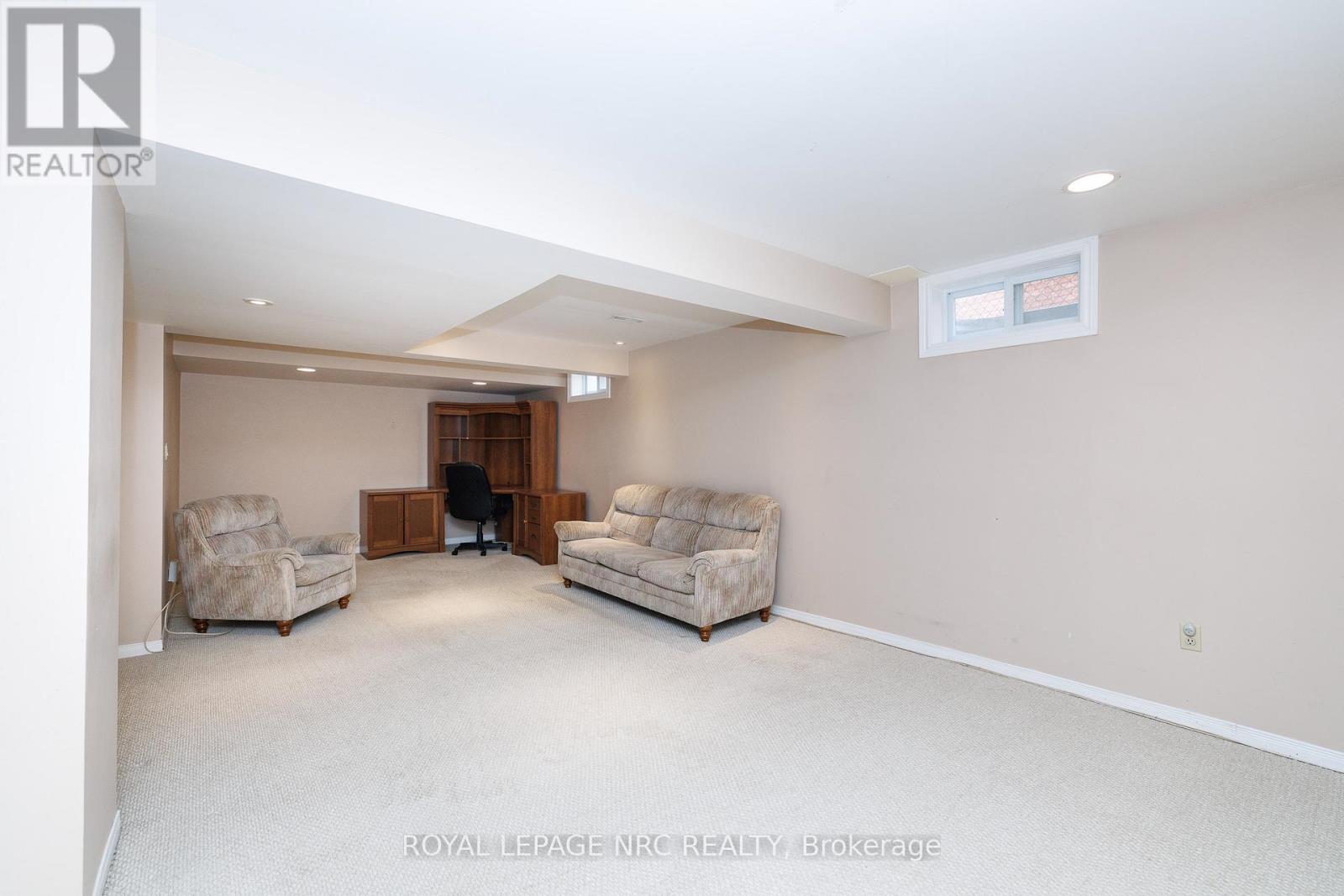30 BAXTER CRESCENT, Thorold (Confederation Heights), Ontario, L2V4R6 — Photo 37