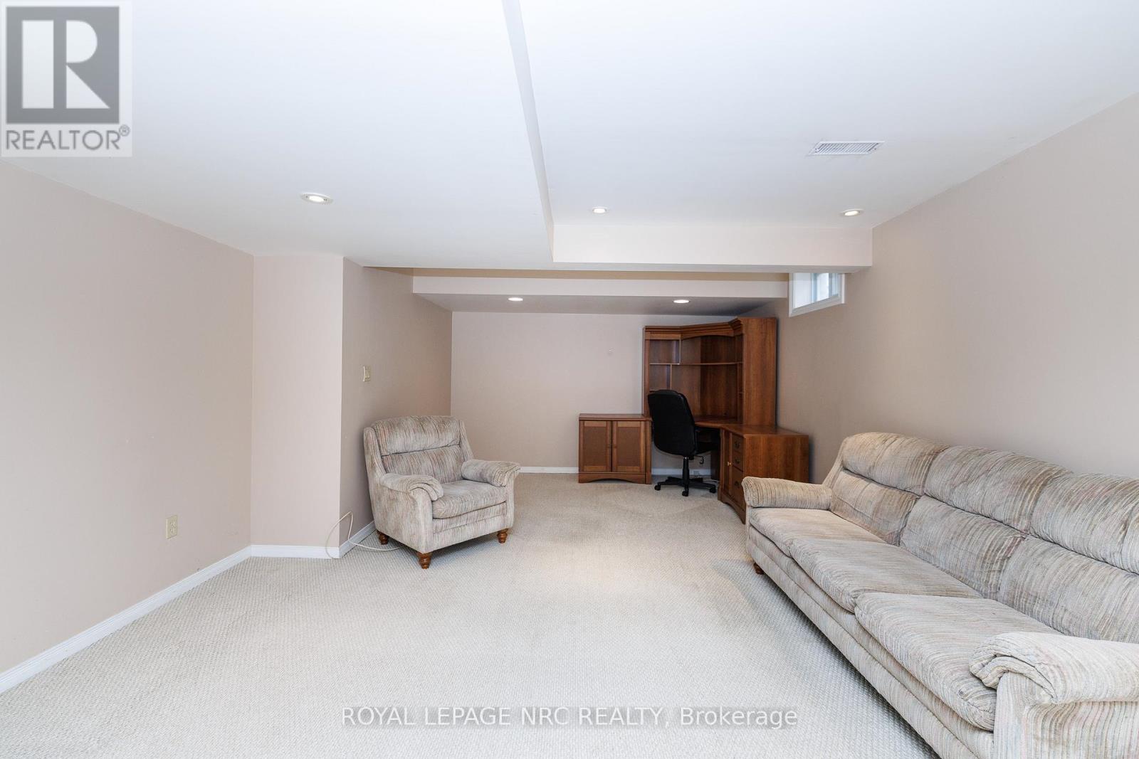 30 BAXTER CRESCENT, Thorold (Confederation Heights), Ontario, L2V4R6 — Photo 38