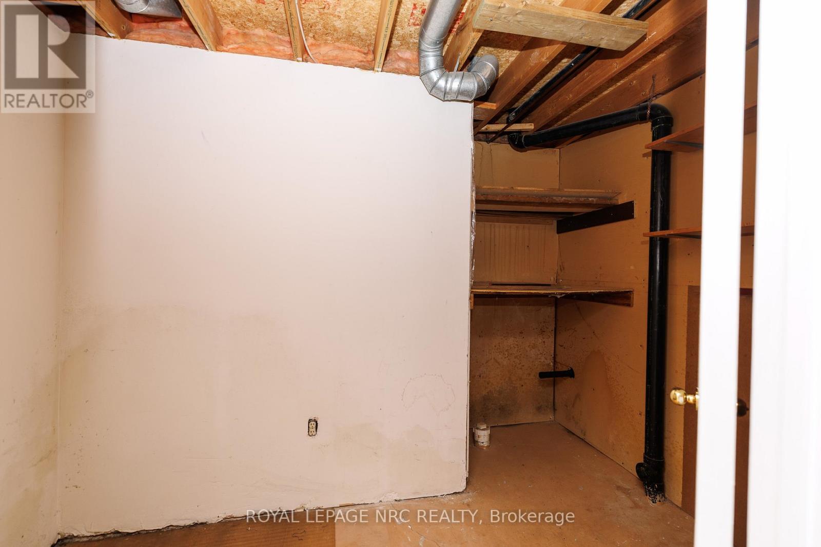 30 BAXTER CRESCENT, Thorold (Confederation Heights), Ontario, L2V4R6 — Photo 41