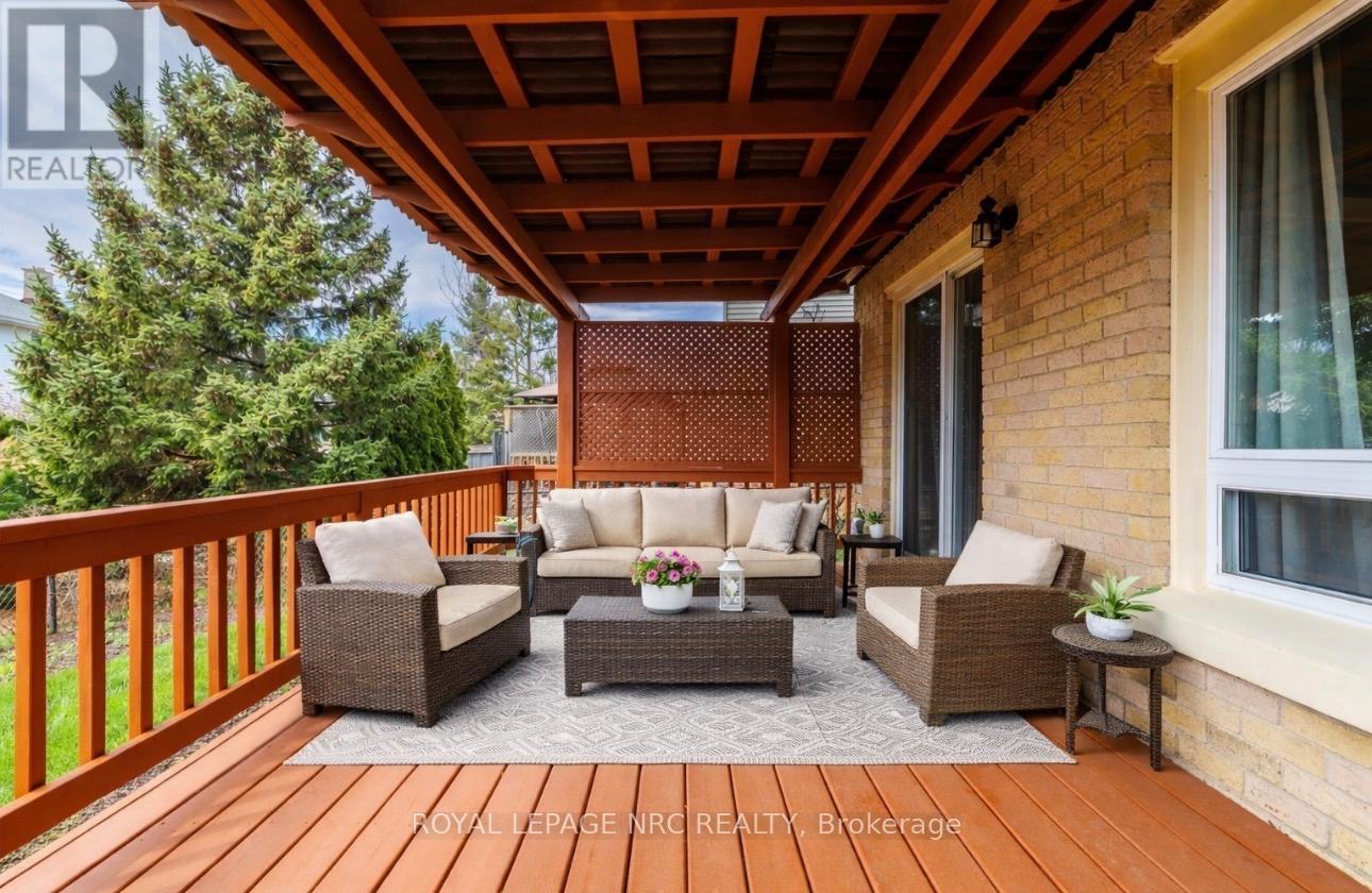 30 BAXTER CRESCENT, Thorold (Confederation Heights), Ontario, L2V4R6 — Photo 5