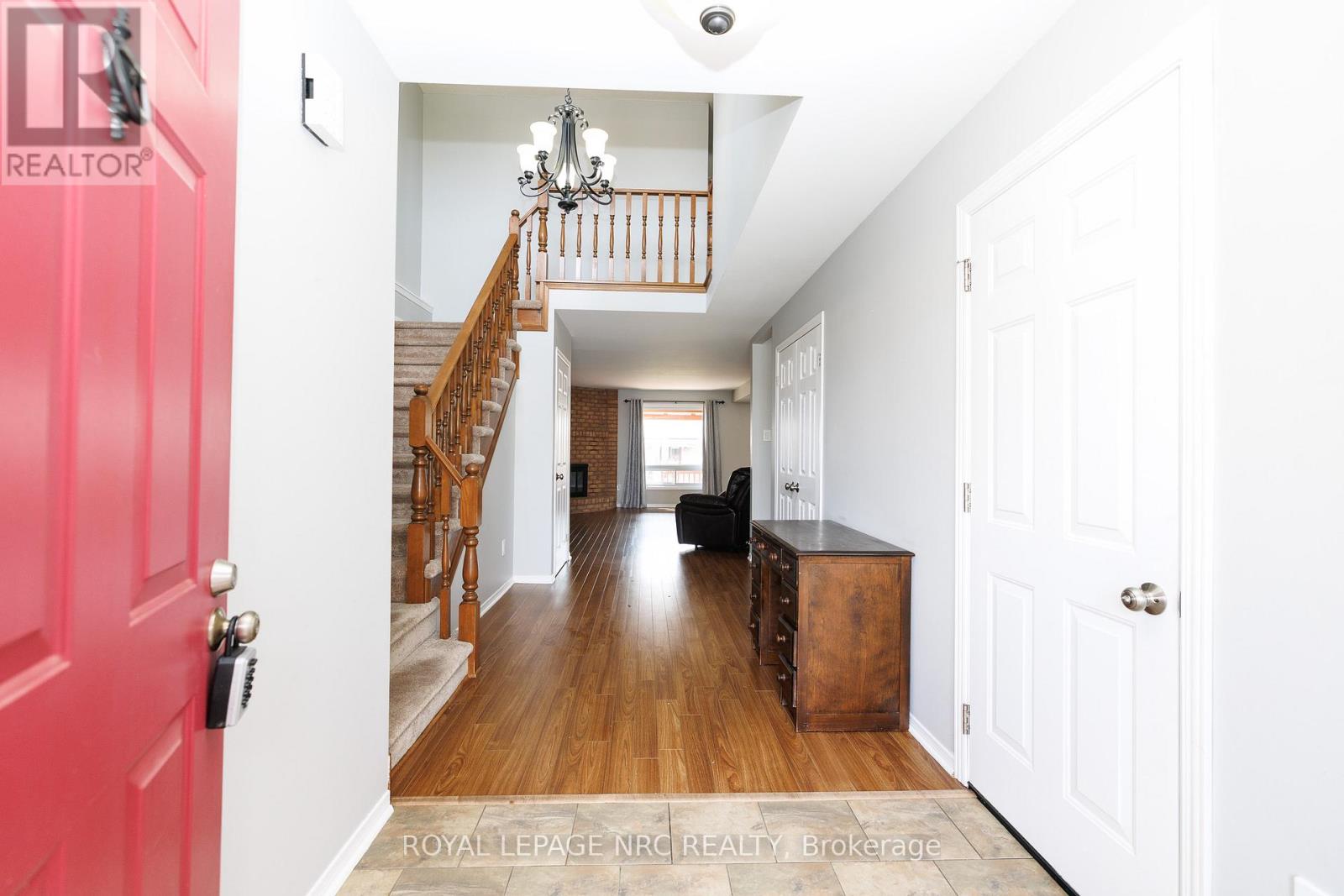 30 BAXTER CRESCENT, Thorold (Confederation Heights), Ontario, L2V4R6 — Photo 9