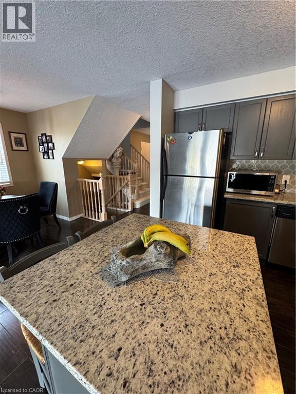 536 BEAVER CREEK Crescent, Waterloo, Ontario, N2V2J6 — Photo 7