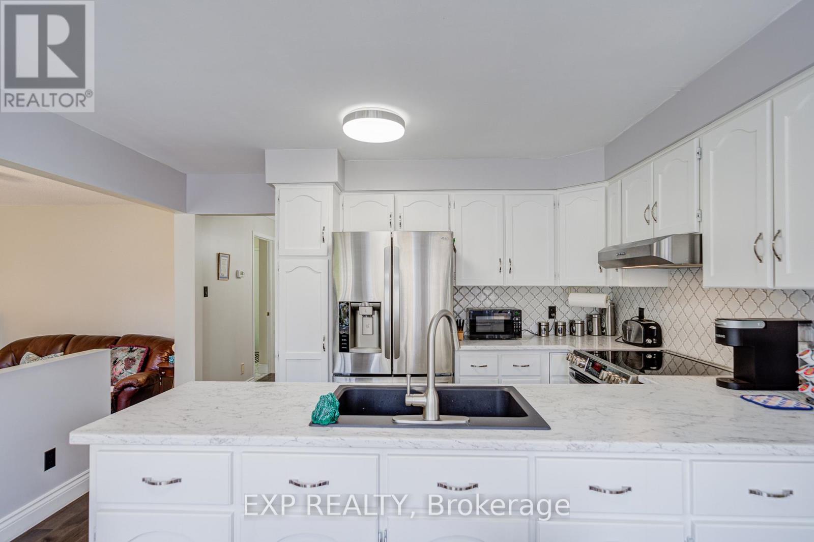 207 STOKE DRIVE, Kitchener, Ontario, N2N2C3 — Photo 18