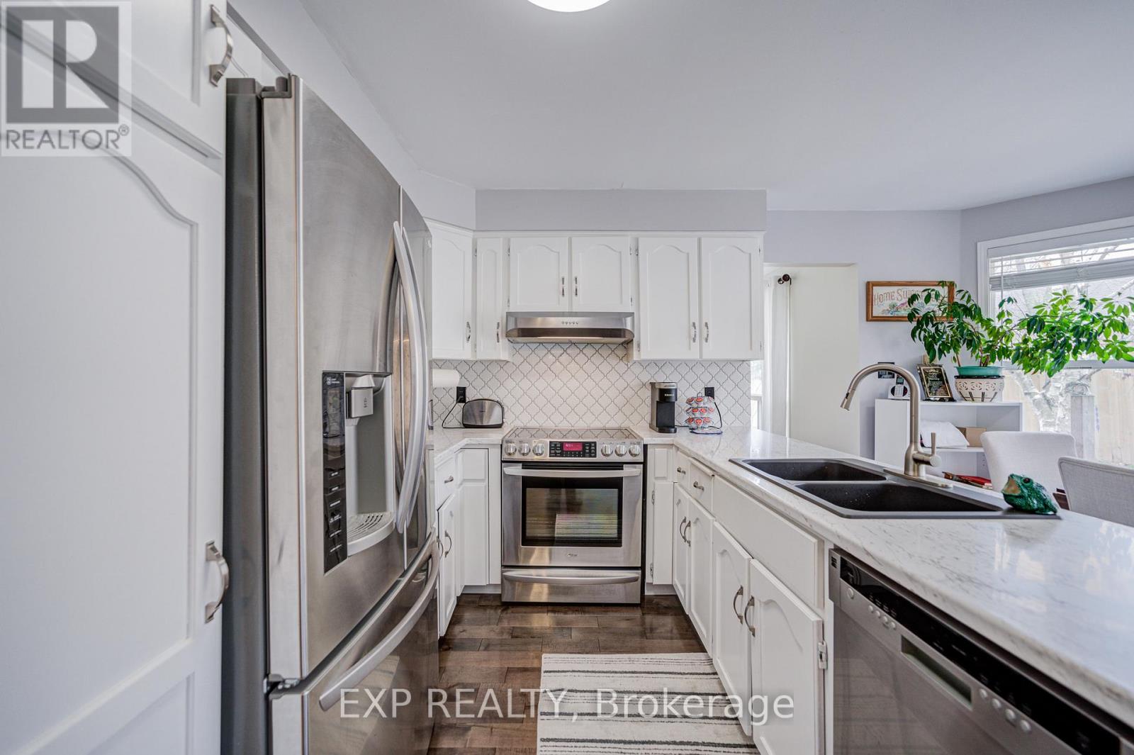 207 STOKE DRIVE, Kitchener, Ontario, N2N2C3 — Photo 20