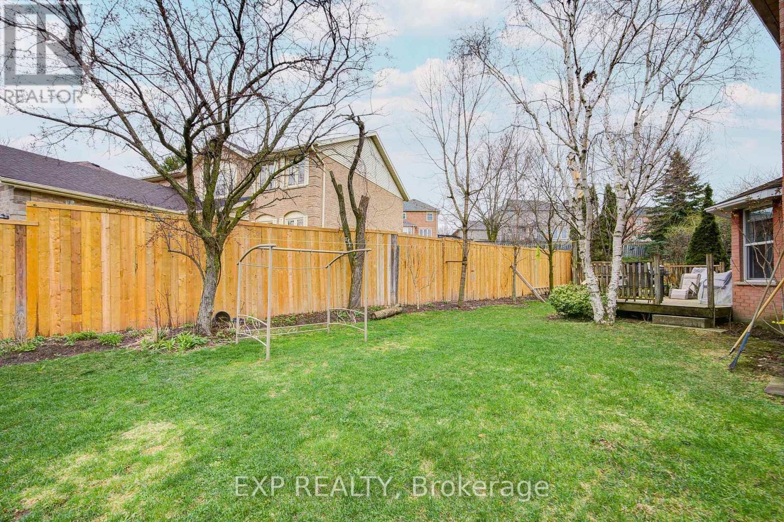 207 STOKE DRIVE, Kitchener, Ontario, N2N2C3 — Photo 45