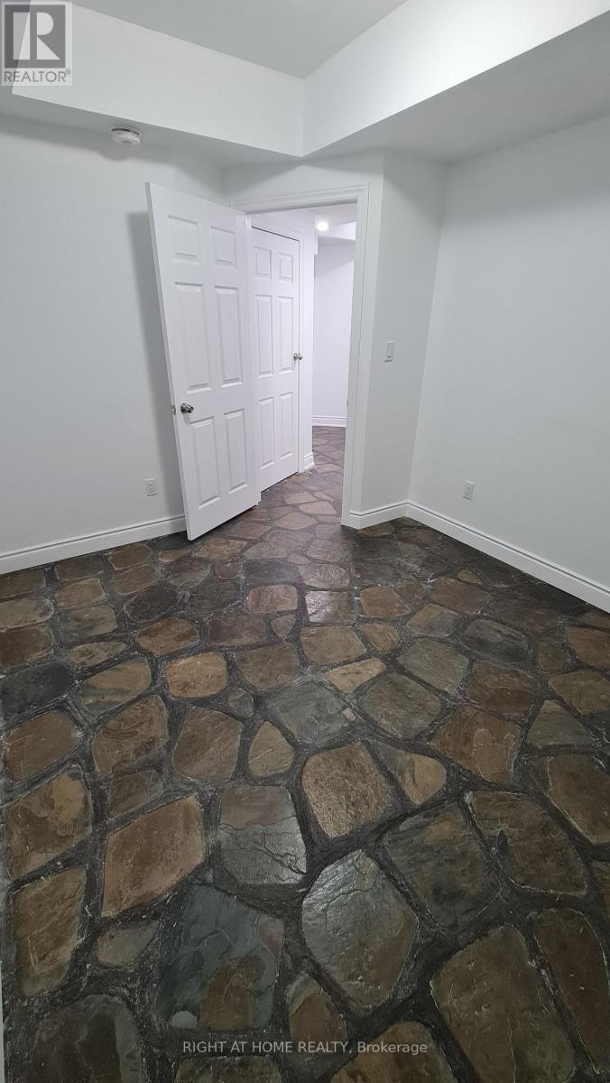 2 - 172 LENA CRESCENT, Cambridge, Ontario, N1R8P6 — Photo 25