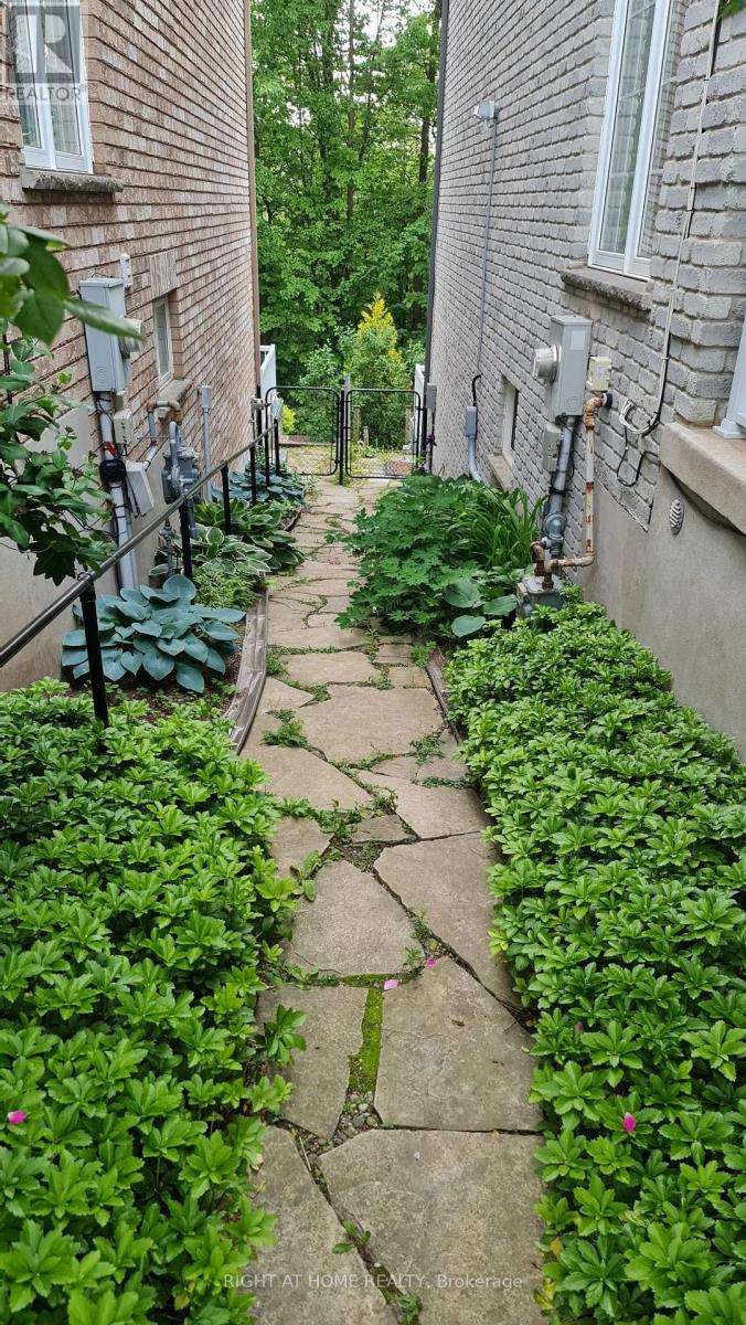 2 - 172 LENA CRESCENT, Cambridge, Ontario, N1R8P6 — Photo 29