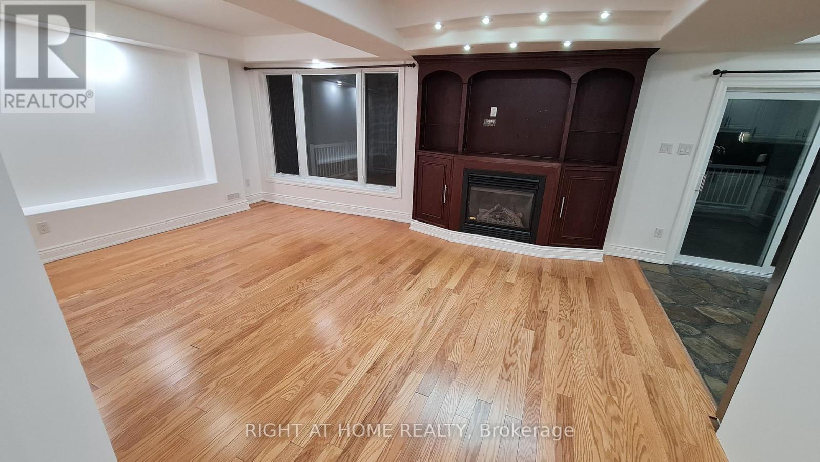 2 - 172 LENA CRESCENT, Cambridge, Ontario, N1R8P6 — Photo 9