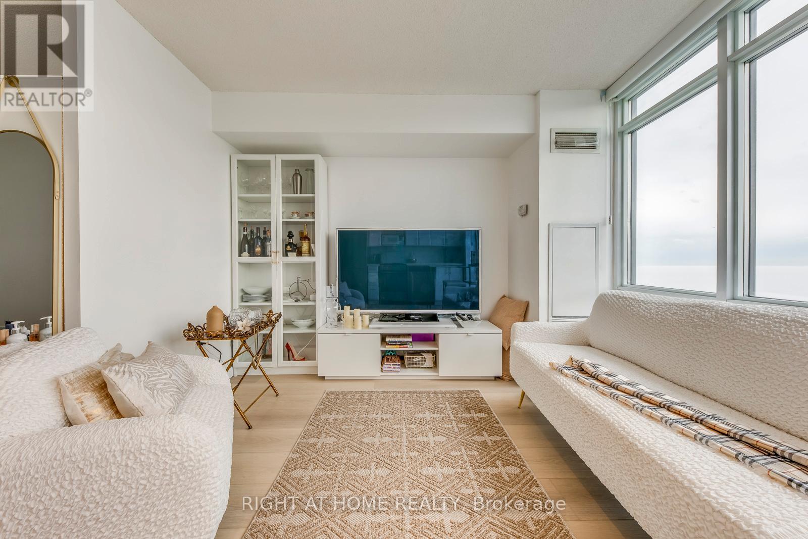 4816 - 11 BRUNEL COURT, Toronto (Waterfront Communities), Ontario, M5V3Y3 — Photo 13