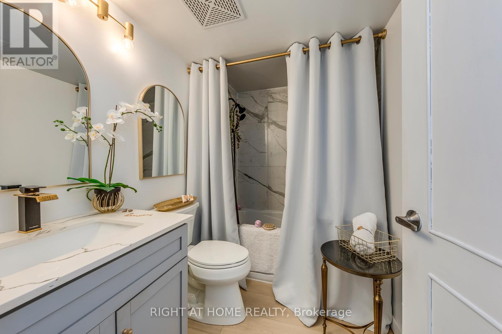 4816 - 11 BRUNEL COURT, Toronto (Waterfront Communities), Ontario, M5V3Y3 — Photo 21