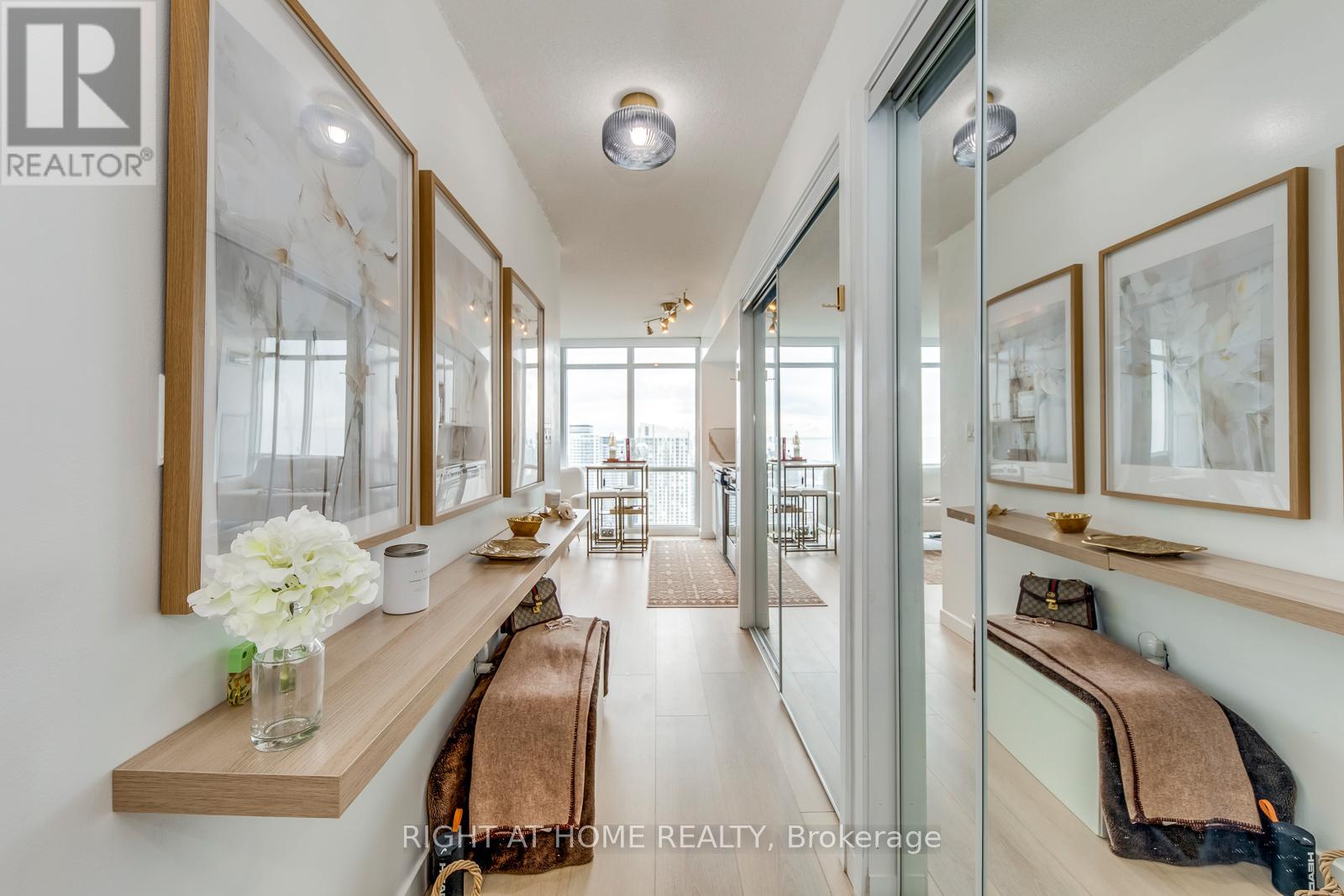 4816 - 11 BRUNEL COURT, Toronto (Waterfront Communities), Ontario, M5V3Y3 — Photo 7