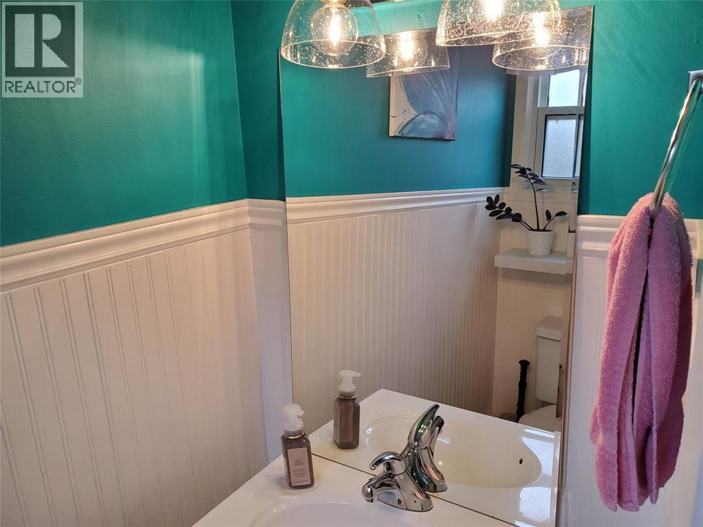 877 CARLETON PLACE Unit# 1, Sarnia, Ontario, N7T3V8 — Photo 18