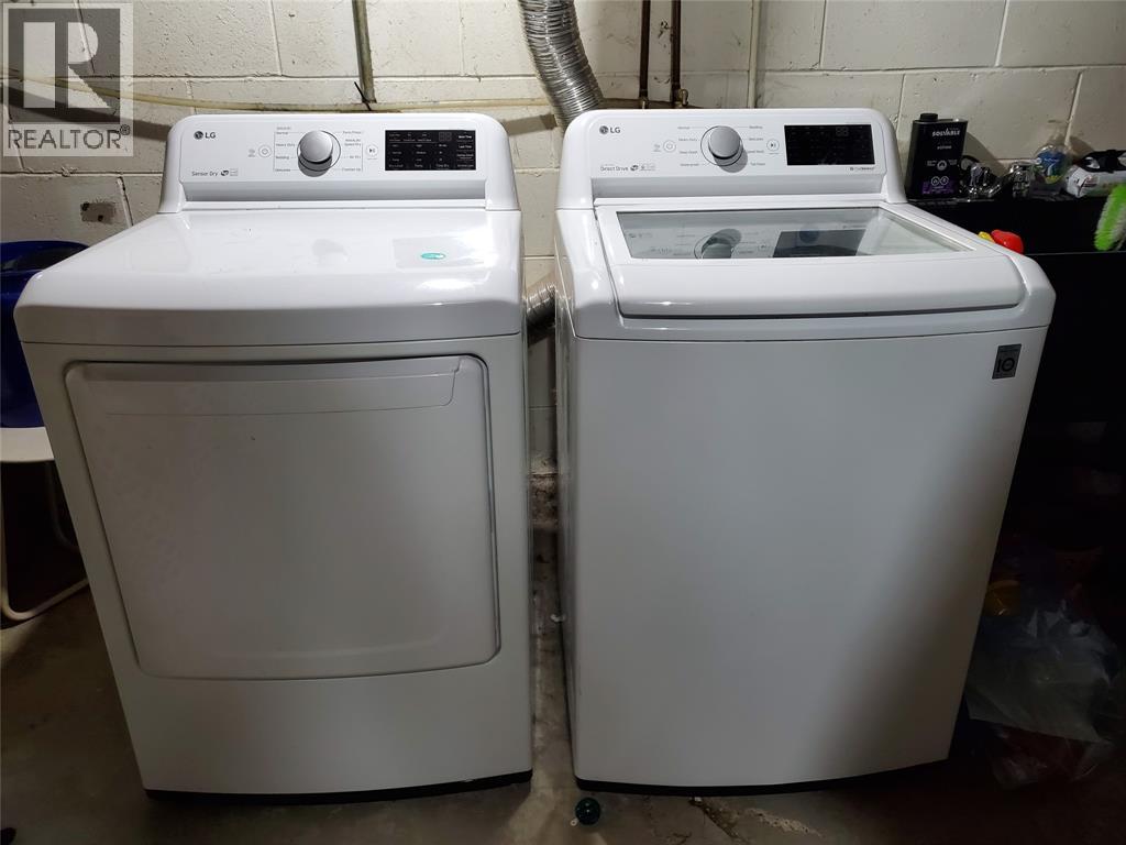 877 CARLETON PLACE Unit# 1, Sarnia, Ontario, N7T3V8 — Photo 19