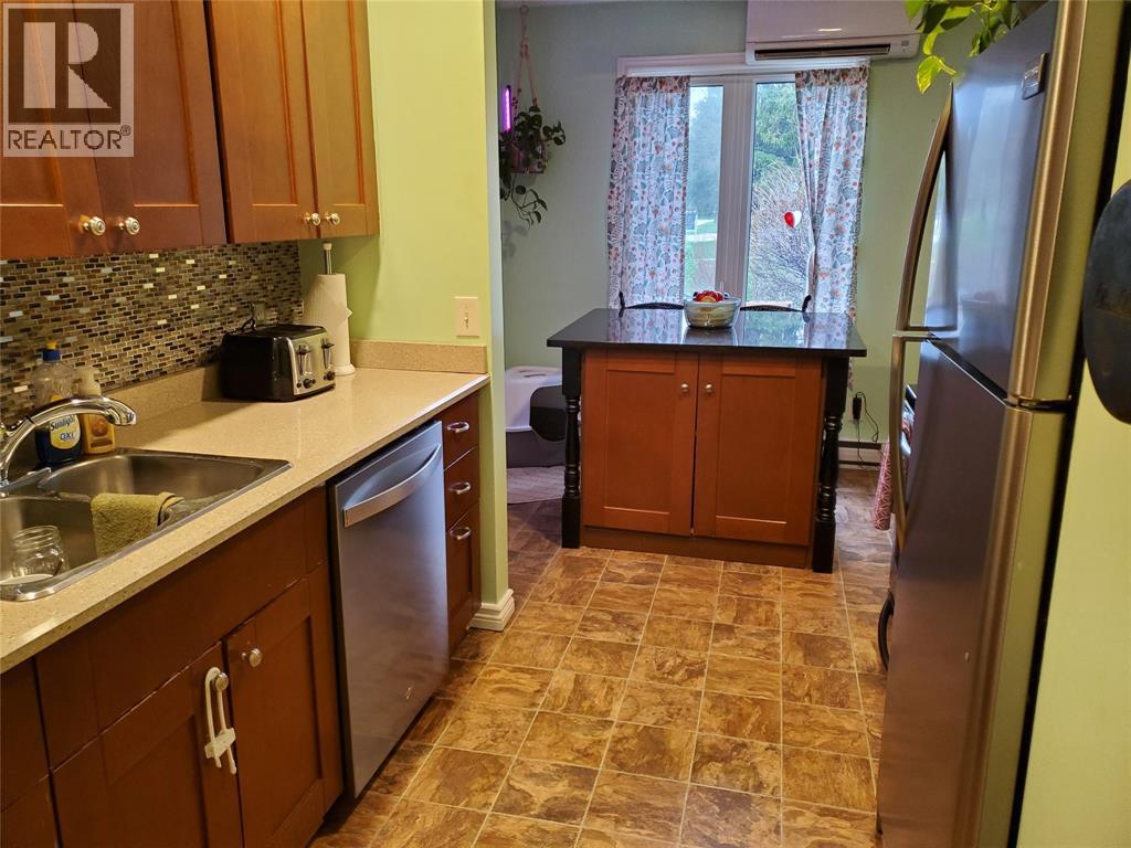 877 CARLETON PLACE Unit# 1, Sarnia, Ontario, N7T3V8 — Photo 6