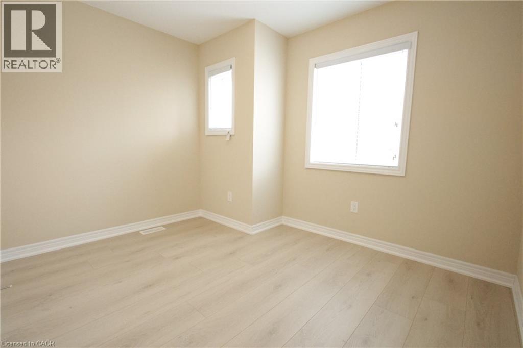 60 CANTERBURY Drive Unit# 25, St. Catharines, Ontario, L2P0E7 — Photo 12