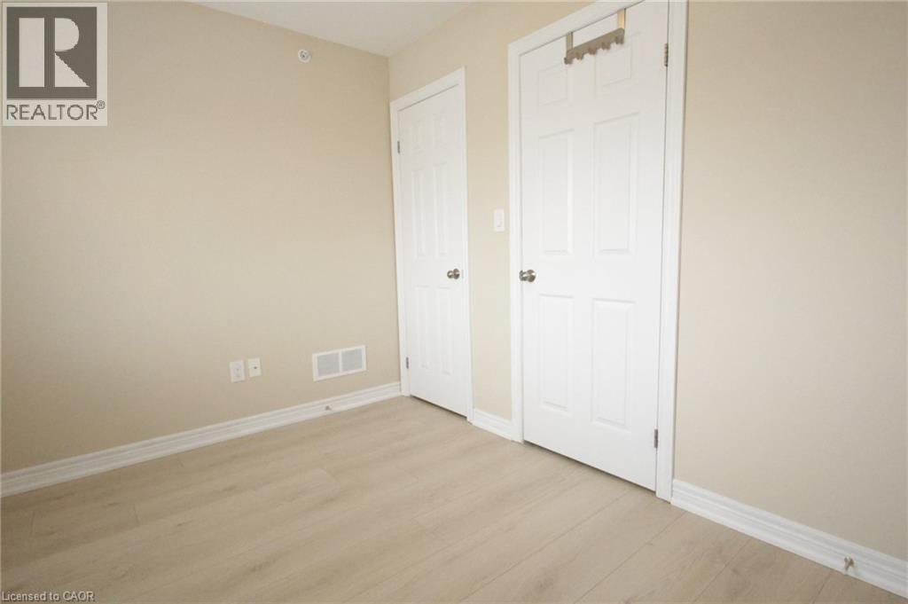 60 CANTERBURY Drive Unit# 25, St. Catharines, Ontario, L2P0E7 — Photo 14