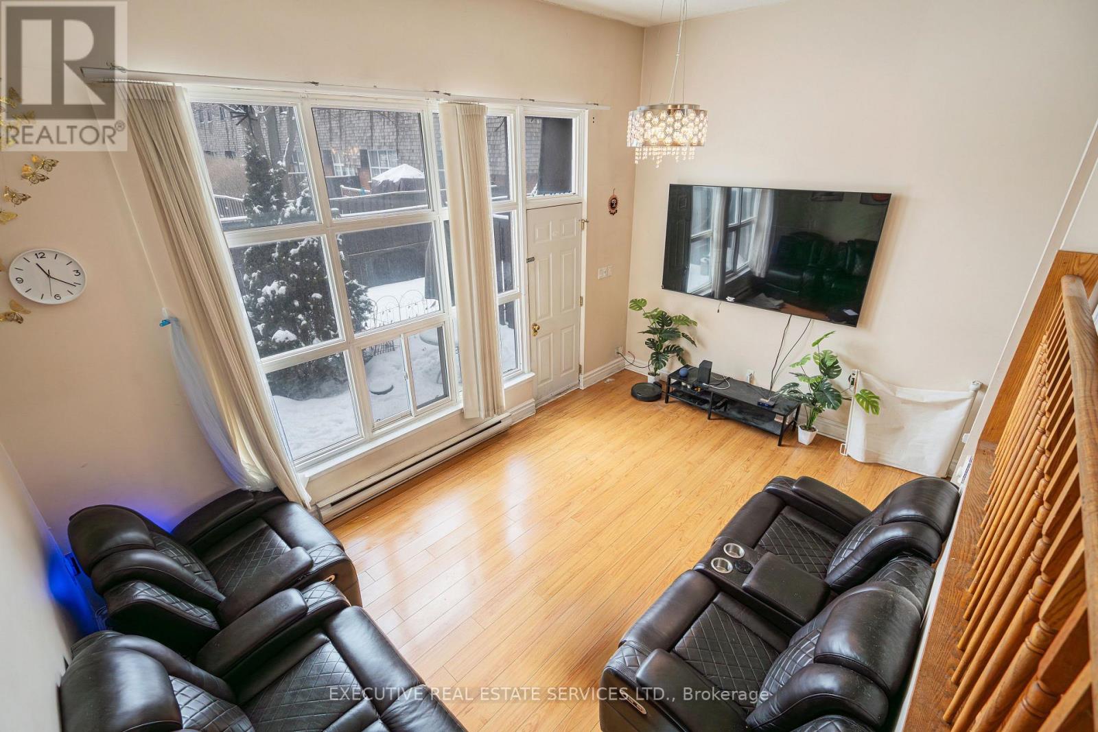 25 BRIAR PATH N, Brampton (Avondale), Ontario, L6T2A2 — Photo 6