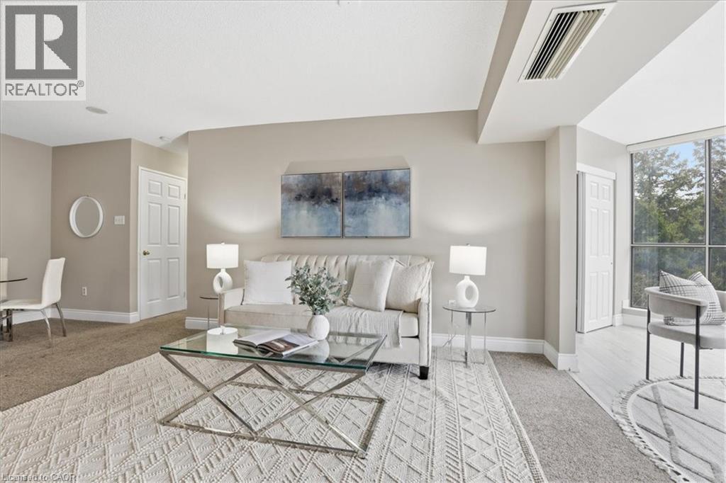 265 WESTCOURT Place Unit# 309, Waterloo, Ontario, N2L6E4 — Photo 5