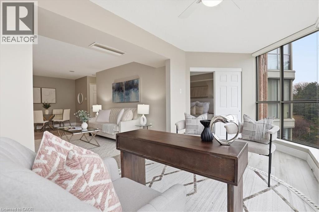 265 WESTCOURT Place Unit# 309, Waterloo, Ontario, N2L6E4 — Photo 6