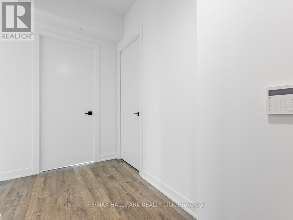 3706 - 327 KING STREET W, Toronto (Waterfront Communities), Ontario, M5V0W7 — Photo 17