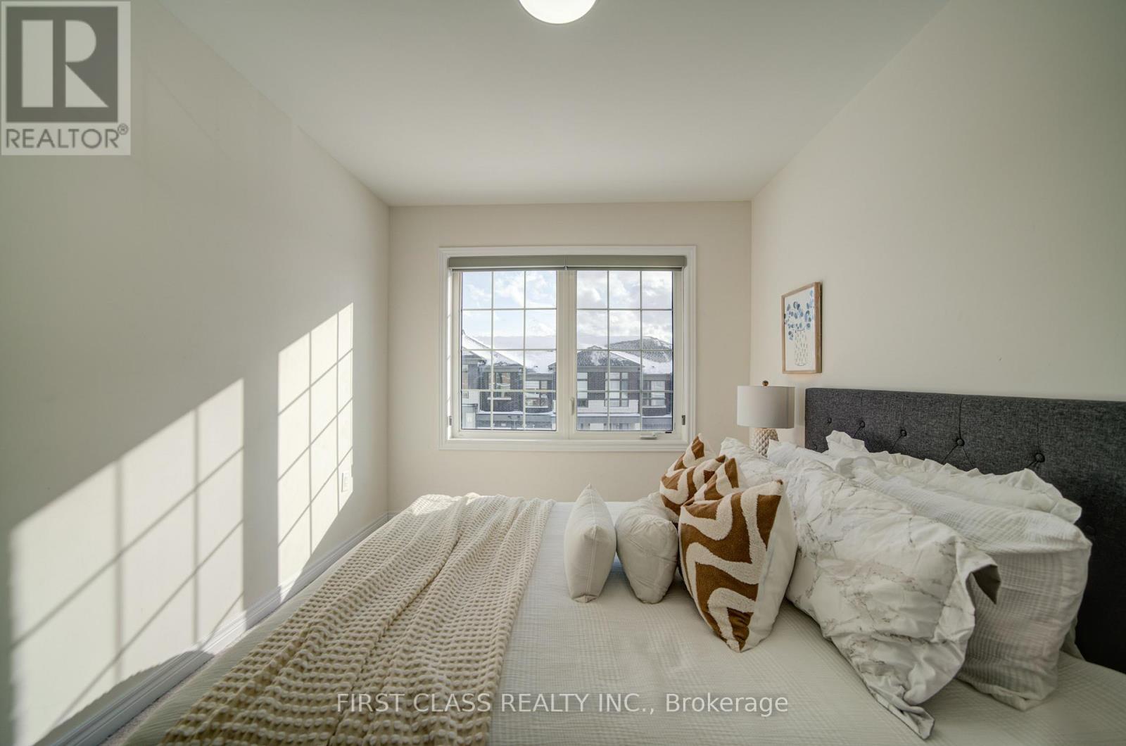 968 CORMORANT PATH N, Pickering, Ontario, L1X0P5 — Photo 16