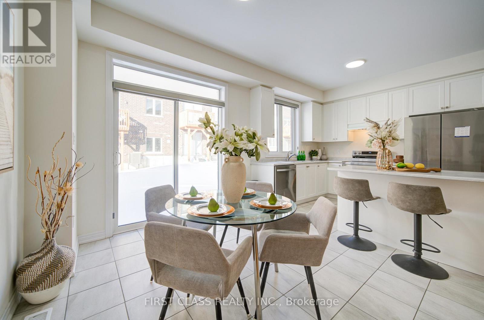 968 CORMORANT PATH N, Pickering, Ontario, L1X0P5 — Photo 5