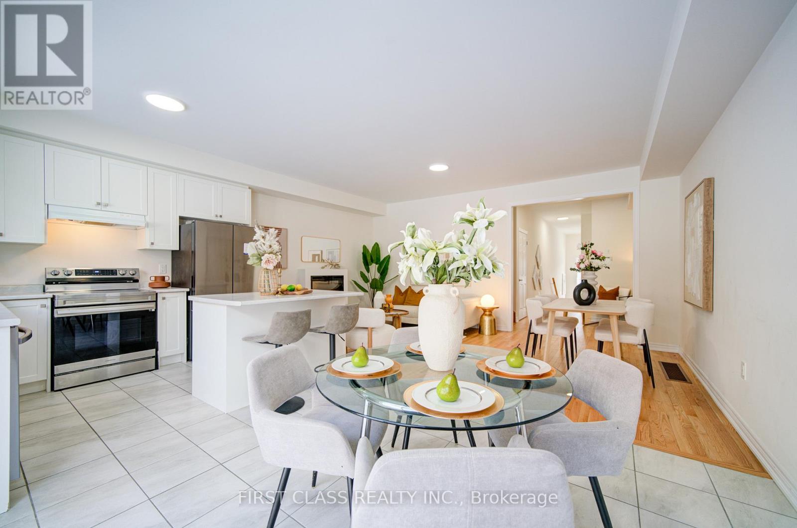 968 CORMORANT PATH N, Pickering, Ontario, L1X0P5 — Photo 6