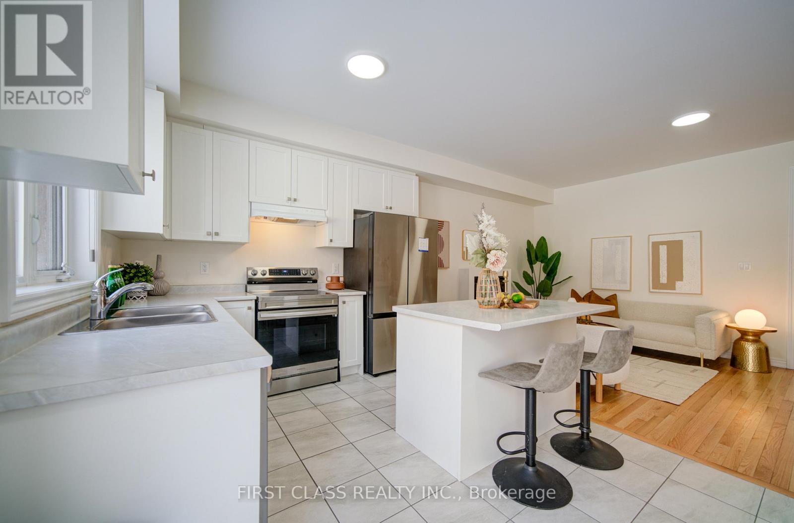 968 CORMORANT PATH N, Pickering, Ontario, L1X0P5 — Photo 9