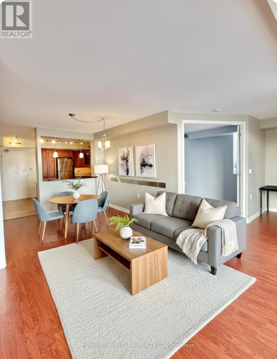 1304 - 200 BURNHAMTHORPE ROAD E, Mississauga (City Centre), Ontario, L5A4L4 — Photo 4