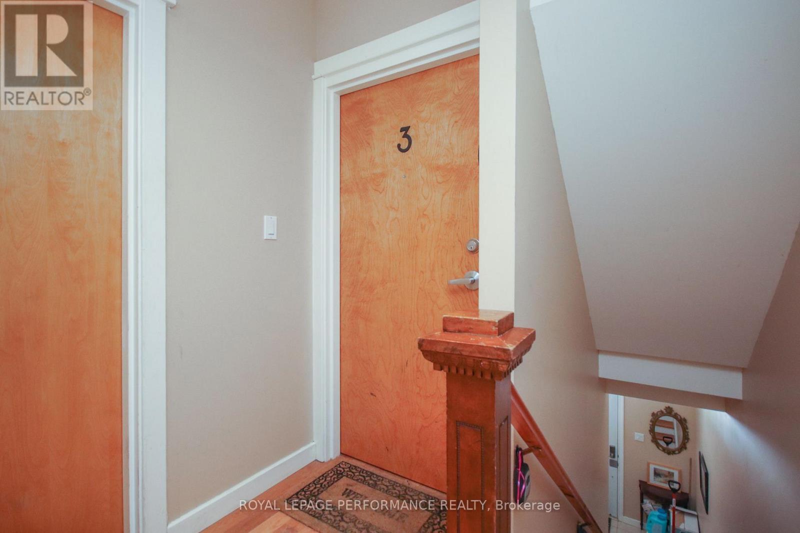 3 - 736 COOPER STREET E, Ottawa, Ontario, K1R5J6 — Photo 2